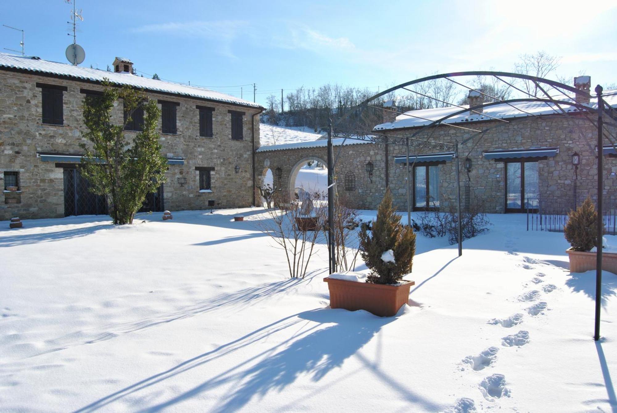 I Quattro Passeri Country House Santa Paola Exteriér fotografie